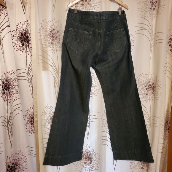 Old Navy Jeans High Rise - Picture 2 of 13